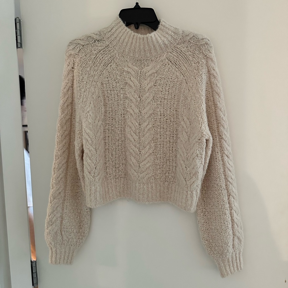 Aritzia Sunday Best Long Sleeve Cropped Alpaca Sweater